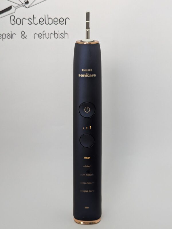 PXL_20250609_083314884 Philips Sonicare DiamondClean 9700 Smart series HX9954 Blauw