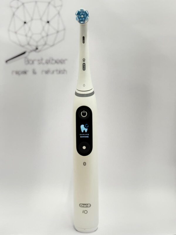 Oral B IO 8 wit
